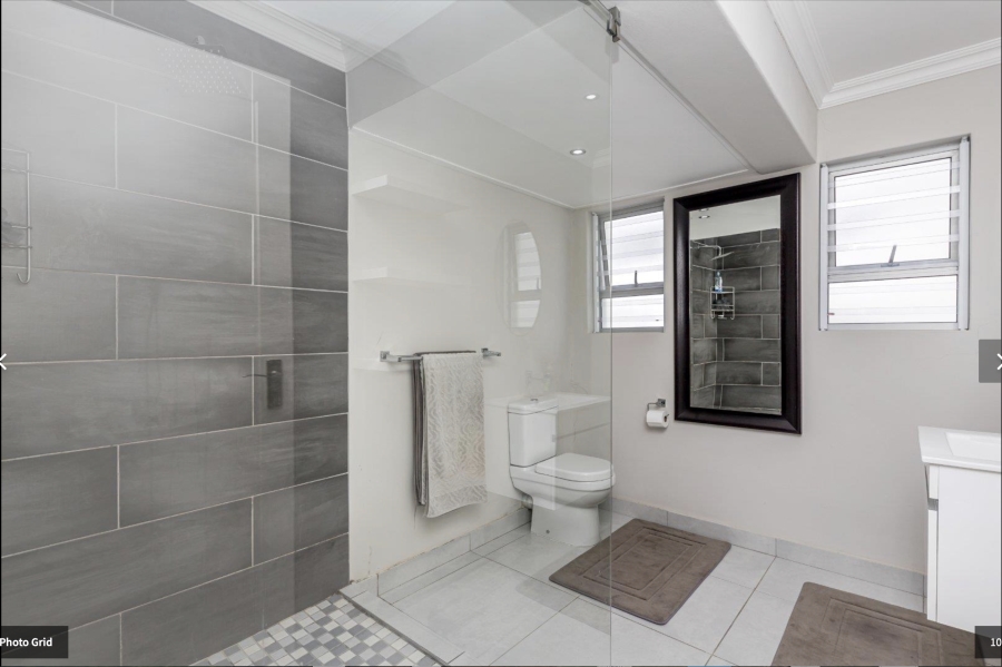 To Let 1 Bedroom Property for Rent in Sea Point Western Cape